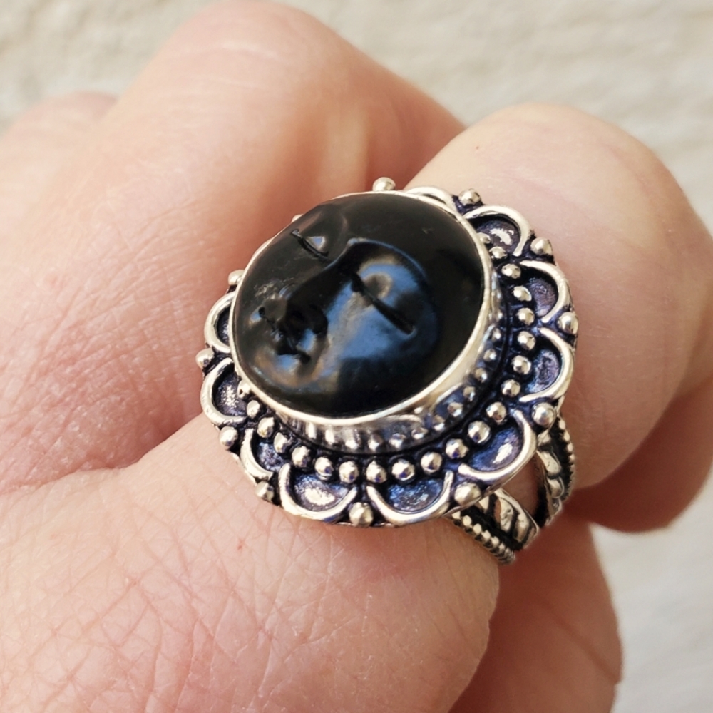 New Carved Black Goddess Face 925 Silver Ring.